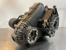 Load image into Gallery viewer, TRANSFER CASE Land Rover LR3 LR4 Range Rover Sport 2005 05 2006 06 07 08 09 - 11 - NW177070
