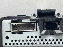 Load image into Gallery viewer, Speedometer Cluster Volkswagen Touareg 2012 - NW330387
