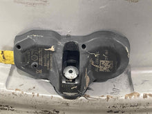 Load image into Gallery viewer, Wheel Rim Volkswagen Touareg 2012 - NW330609
