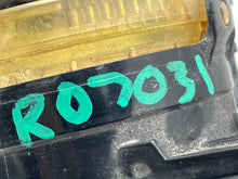 Load image into Gallery viewer, FOG LAMP LIGHT Touareg 2011 11 2012 12 2013 13 2014 14 Right - NW329889
