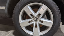 Load image into Gallery viewer, Wheel Rim Volkswagen Touareg 2012 - NW330610

