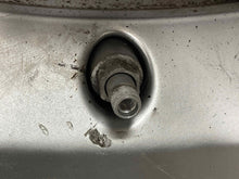 Load image into Gallery viewer, Wheel Rim Volkswagen Touareg 2012 - NW330612
