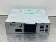Load image into Gallery viewer, RADIO RECEIVER A4 A6 S4 S6 Touareg 10 11 12 13 14 15 16 17 - NW330256
