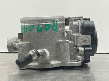 Load image into Gallery viewer, THROTTLE BODY Vw Beetle Jetta Rabbit 05 - 07 - NW331379
