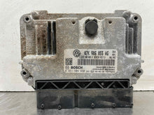 Load image into Gallery viewer, ECU ECM COMPUTER Volkswagen Jetta Golf 2010 10 Auto - NW330917
