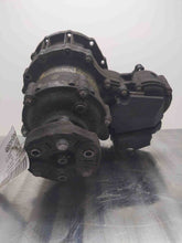 Load image into Gallery viewer, TRANSFER CASE E350 E280 E300 E320 E550 E63 2007 07 2008 08 - NW176978
