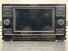 Load image into Gallery viewer, Radio Volkswagen Jetta 2019 - NW331254
