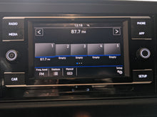Load image into Gallery viewer, Radio Volkswagen Jetta 2019 - NW331254
