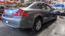 Load image into Gallery viewer, CARRIER ASSEMBLY G37 G25 Q60 2011 11 2012 12 2013 13 2014 14 Rear - NW331672
