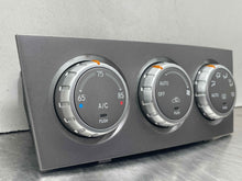 Load image into Gallery viewer, TEMPERATURE CONTROLS Subaru Forester 2005 05 2006 06 - NW331865
