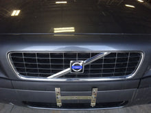 Load image into Gallery viewer, GRILLE Volvo S60 2001 01 2002 02 2003 03 2004 04 - NW98776
