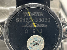 Load image into Gallery viewer, THROTTLE BODY Lexus RX300 1999 99 2000 00 2001 01 02 03 - NW433924

