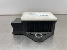 Load image into Gallery viewer, STABILITY CONTROL MODULE COMPUTER Enclave XLR Corvette Traverse 07-13 - NW333062
