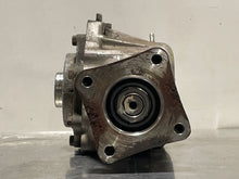 Load image into Gallery viewer, TRANSFER CASE MDX Pilot Ridgeline 2003 03 04 05 06 - 08 - NW176618
