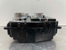 Load image into Gallery viewer, Radio  CORSAIR 2020 - NW334049

