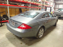 Load image into Gallery viewer, CARRIER ASSEMBLY Mercedes-Benz CLS550 CLS63 07 08 09 10 11 - NW47263
