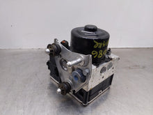 Load image into Gallery viewer, ABS Pump Volkswagen Touareg 2012 - NW334217
