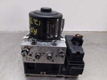 Load image into Gallery viewer, ABS Pump Volkswagen Touareg 2012 - NW334217

