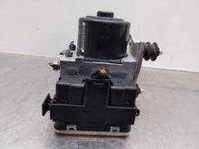 Load image into Gallery viewer, ABS Pump Volkswagen Touareg 2012 - NW334217

