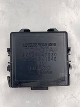 Load image into Gallery viewer, TPMS CONTROL MODULE COMPUTER Prius Prius V 2010-2015 - NW38419
