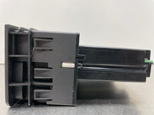 Load image into Gallery viewer, Temp Climate AC Heater Control Saab 9-5 1999 99 2000 00 2001 01 02 03 04 05 - NW334955

