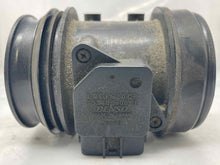 Load image into Gallery viewer, Mass Air Flow Sensor Meter MAF Vanden Pl XJ8 XJ8L XJR XK8 XKR 99-03 - NW5169
