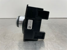 Load image into Gallery viewer, REAR TEMPERATURE CONTROLS 528i 535i 535i Gt 550i 550i Gt 640I 09-17 - NW336521
