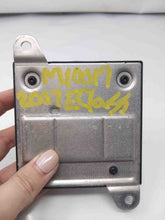 Load image into Gallery viewer, BODY CONTROL MODULE BCM COMPUTER E350 E550 CLS550 CLS63 E280 E300 07-10 - NW35056
