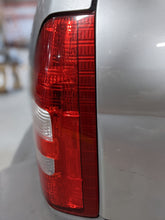 Load image into Gallery viewer, TAIL LIGHT LAMP ASSEMBLY Forester 2003 03 2004 04 2005 05 Right - NW336317
