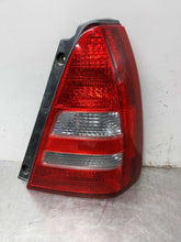 Load image into Gallery viewer, TAIL LIGHT LAMP ASSEMBLY Forester 2003 03 2004 04 2005 05 Right - NW336317
