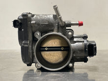Load image into Gallery viewer, THROTTLE BODY Lexus ES300 2002 02 2003 03 - NW336635
