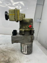 Load image into Gallery viewer, Power Steering Pump  CHALLENGER 2013 - NW336863
