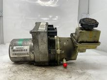 Load image into Gallery viewer, Power Steering Pump  CHALLENGER 2013 - NW336863
