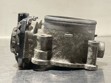 Load image into Gallery viewer, THROTTLE BODY Land Rover LR2 2008 08 2009 09 2010 10 2011 11 3.2L - NW338045

