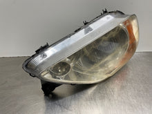 Load image into Gallery viewer, HEADLIGHT LAMP ASSEMBLY Honda CR-V 2002 02 2003 03 2004 04 Right - NW339272
