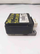 Load image into Gallery viewer, FUEL PUMP CONTROL MODULE S Type X Type 02 03 04 05 - 08 - NW32911
