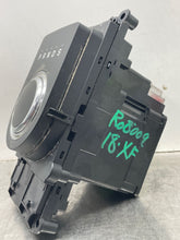 Load image into Gallery viewer, Computer Jaguar XF 2018 - NW338991
