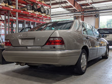 Load image into Gallery viewer, CARRIER ASSEMBLY Mercedes S320 1995 95 1996 96 - 99 - NW339044
