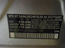 Load image into Gallery viewer, CARRIER ASSEMBLY E320 E500 Rear 03 04 05 - NW46956
