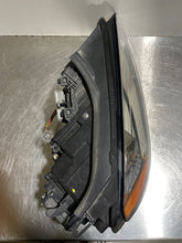 Load image into Gallery viewer, Headlight Lamp Assembly Volkswagen Touareg 2012 - NW340724
