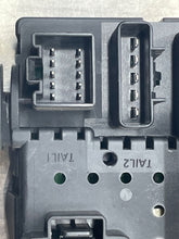 Load image into Gallery viewer, Body Control computer Volvo V70 2005 05 2006 06 - NW340947
