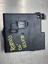 Load image into Gallery viewer, Body Control computer Volvo V70 2005 05 2006 06 - NW340947
