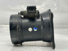 Load image into Gallery viewer, Mass Air Flow Sensor Meter MAF A4 A6 Passat 98 99 00 01 02 - NW4717
