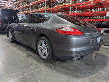 Load image into Gallery viewer, Carrier Assembly  PORSCHE PANAMERA 2013 - NW341734

