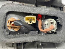 Load image into Gallery viewer, OUTER TAIL LIGHT LAMP Toyota Sienna 06 07 08 09 10 Left - NW341956
