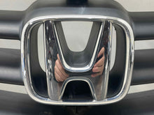 Load image into Gallery viewer, GRILL Honda Odyssey 2002 02 2003 03 2004 04 - NW98391
