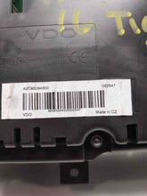 Load image into Gallery viewer, SPEEDOMETER CLUSTER Volkswagen Tiguan 2016 16 2017 17 - NW162258
