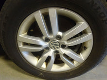 Load image into Gallery viewer, WHEEL RIM Tiguan 12-17 16x6-1/2 ALLOY - NW201697
