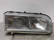Load image into Gallery viewer, HEADLIGHT LAMP ASSEMBLY Volvo 850 94 95 96 97 Right - NW343154
