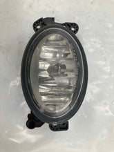 Load image into Gallery viewer, FOG LAMP LIGHT E350 E550 C230 C250 C300 C350 06-12 Bumper Mounted Right - NW343108
